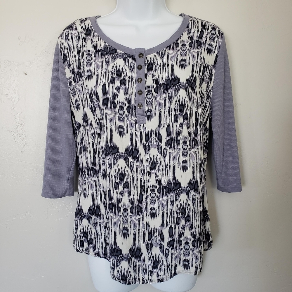 Bit & Bridle Women's Medium Periwinkle Quarter Sleeve Shirt Printed Henley Top